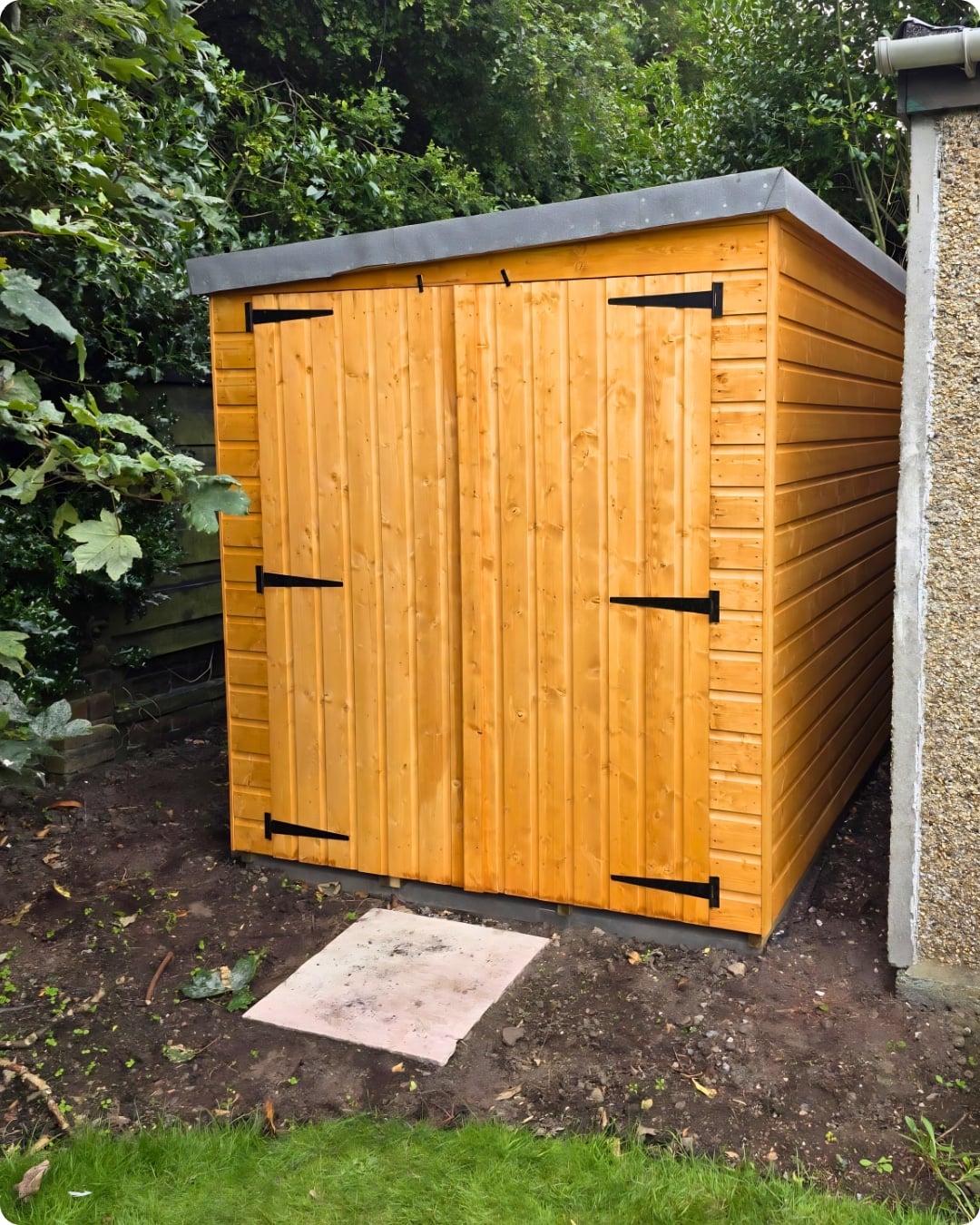 Recent timber shed with wide double doors by Simply Sheds Scotland