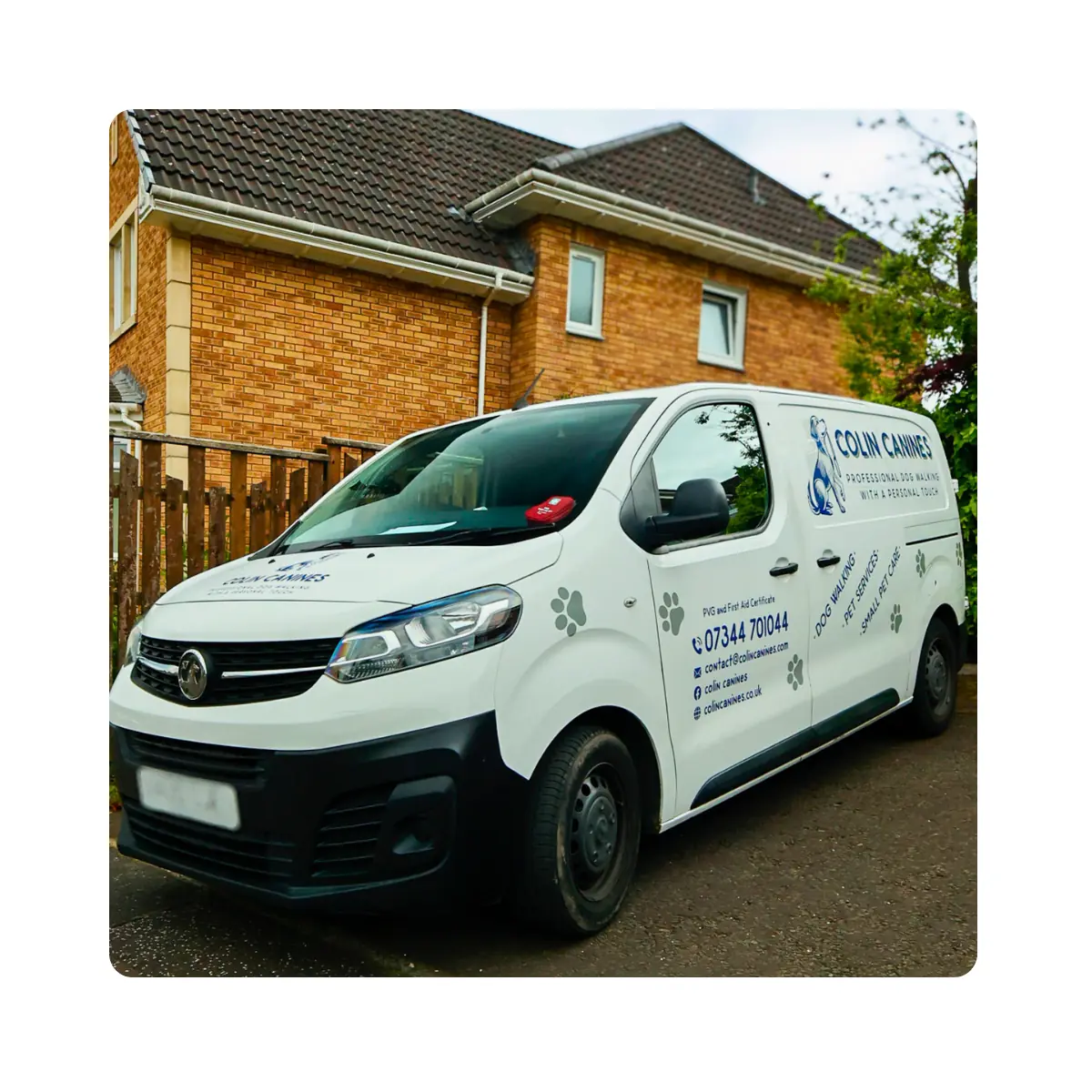 Colin’s Canines branded van photography